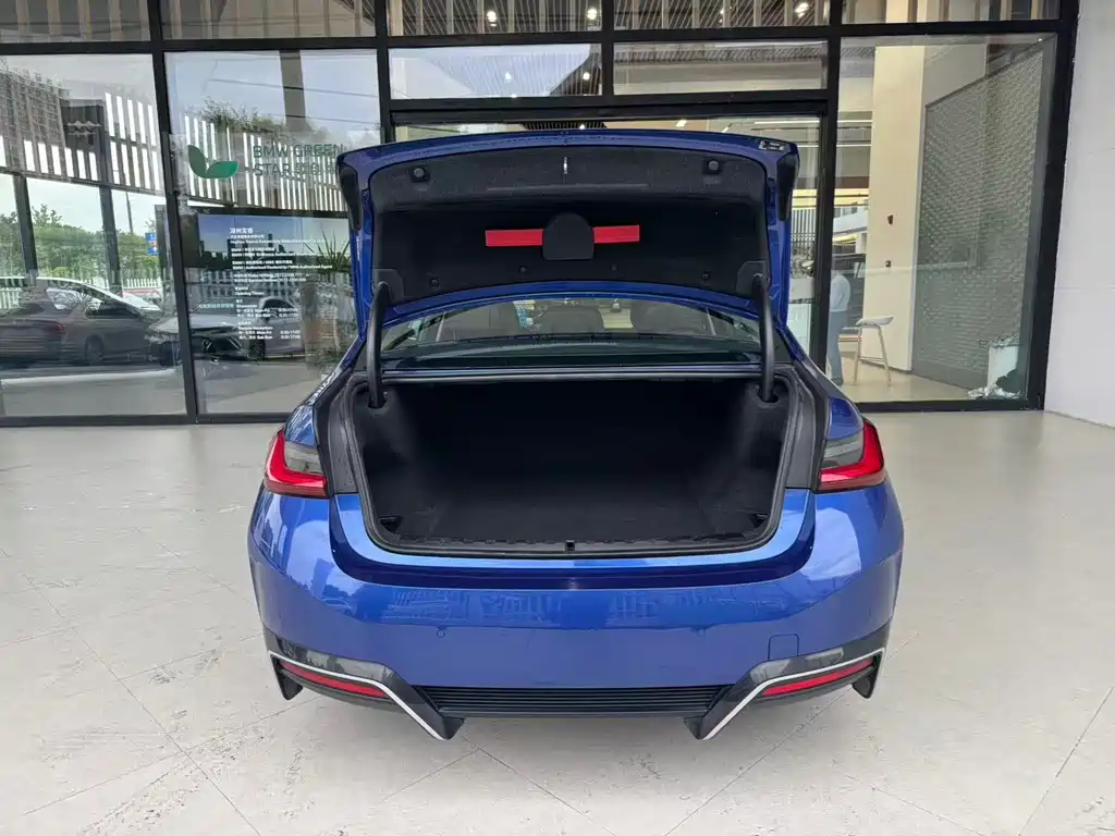 BMW i3 2022 — фото 9