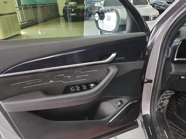 Geely Xingyue L 2024