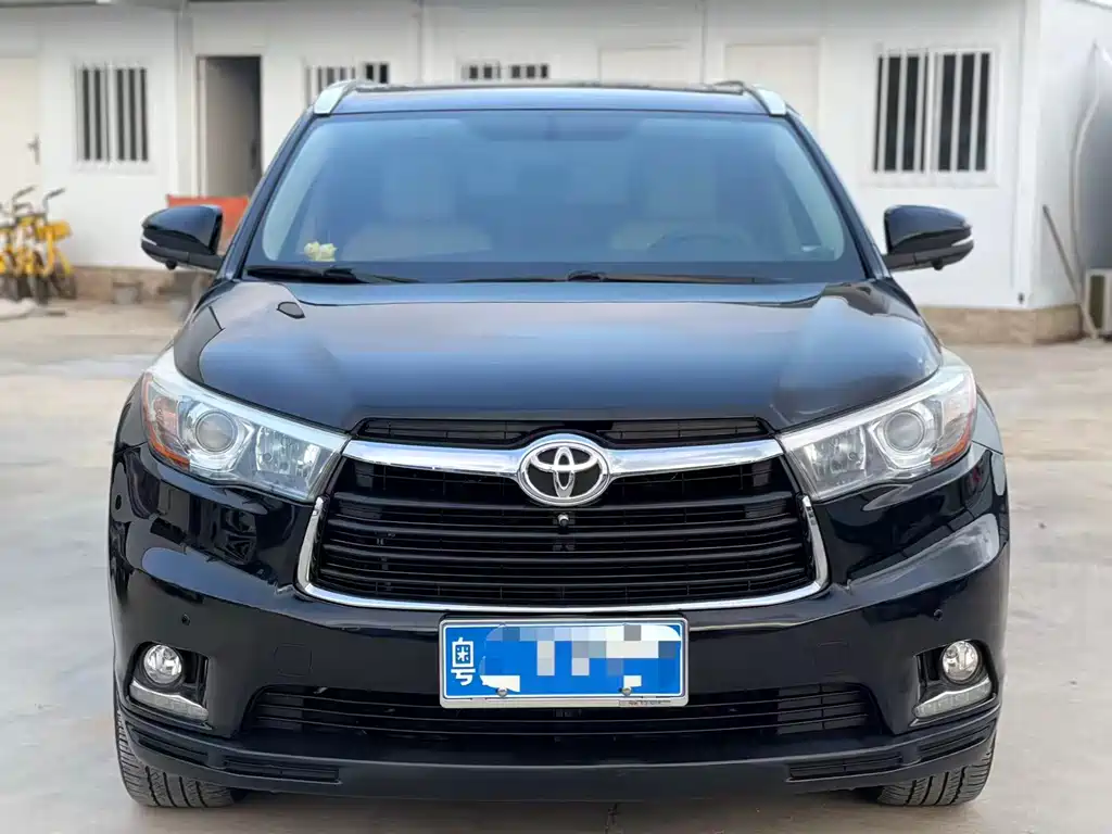 Toyota Highlander 2015 — фото 2