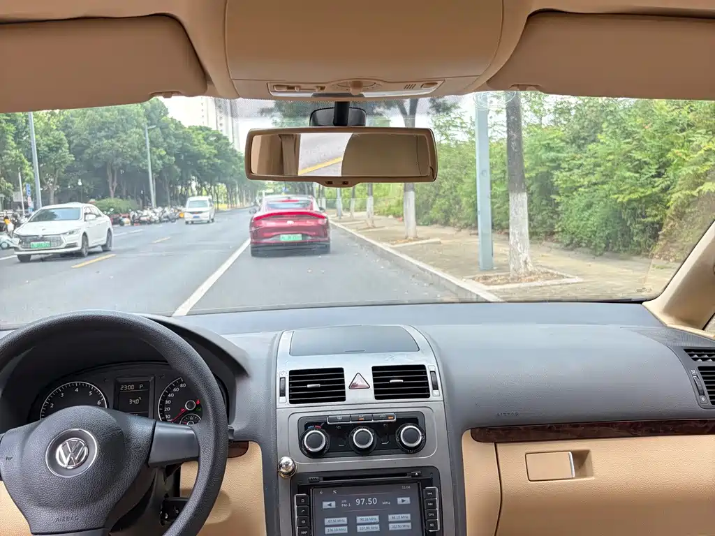 Volkswagen Touran 2015