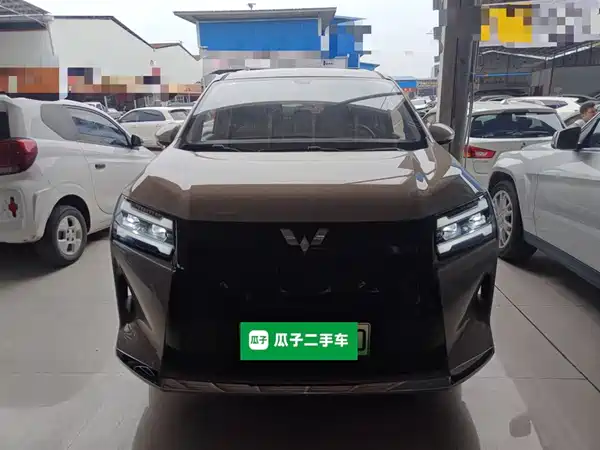 Wuling Starlight 730 New Energy 2025
