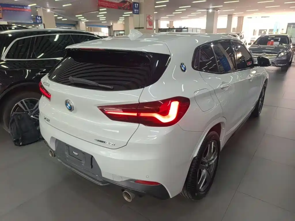 BMW X2 2022 — фото 7