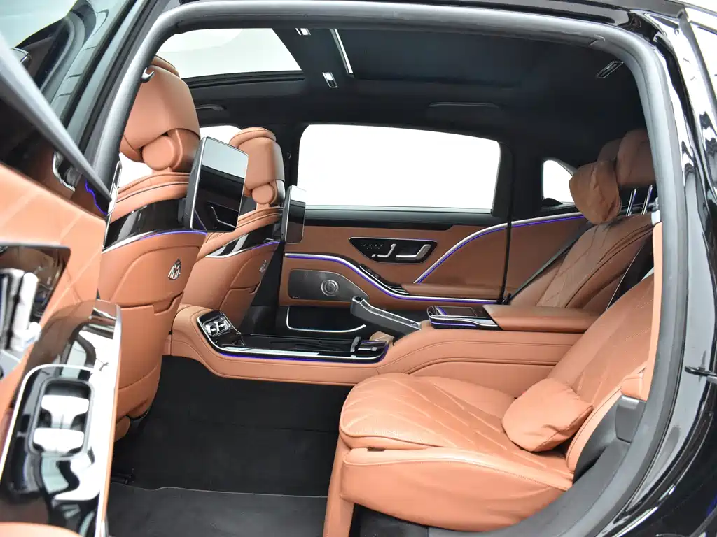 Mercedes-Benz Maybach S-Class 2021 — фото 16