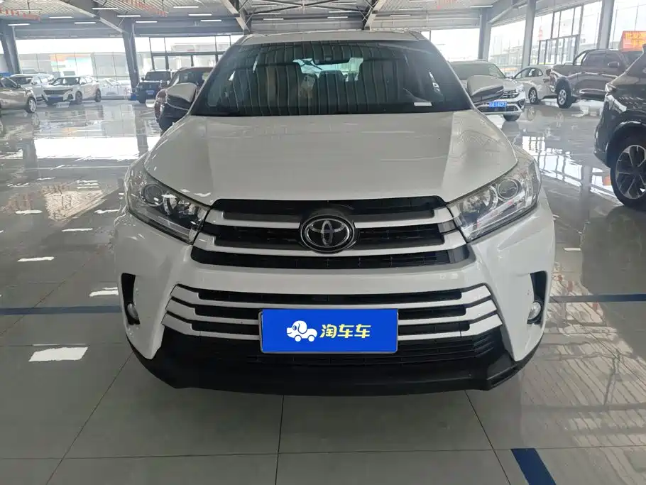 Toyota Highlander 2020 — фото 2
