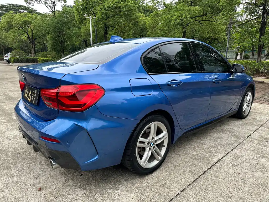 BMW 1 Series 2020 — фото 15