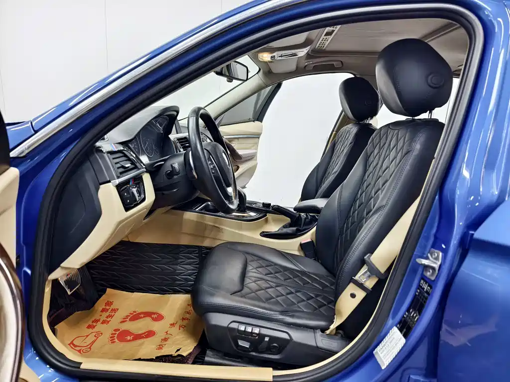 BMW 3 Series 2015 — фото 11