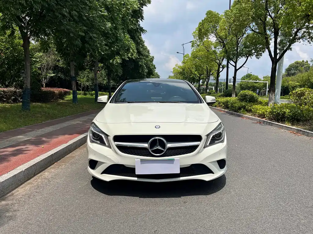 Mercedes-Benz CLA 2015 — фото 1
