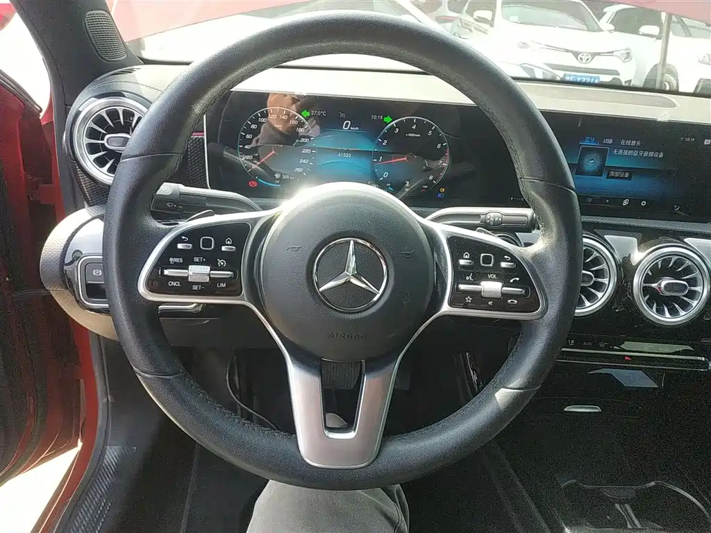 Mercedes-Benz A-Class 2020 — фото 7