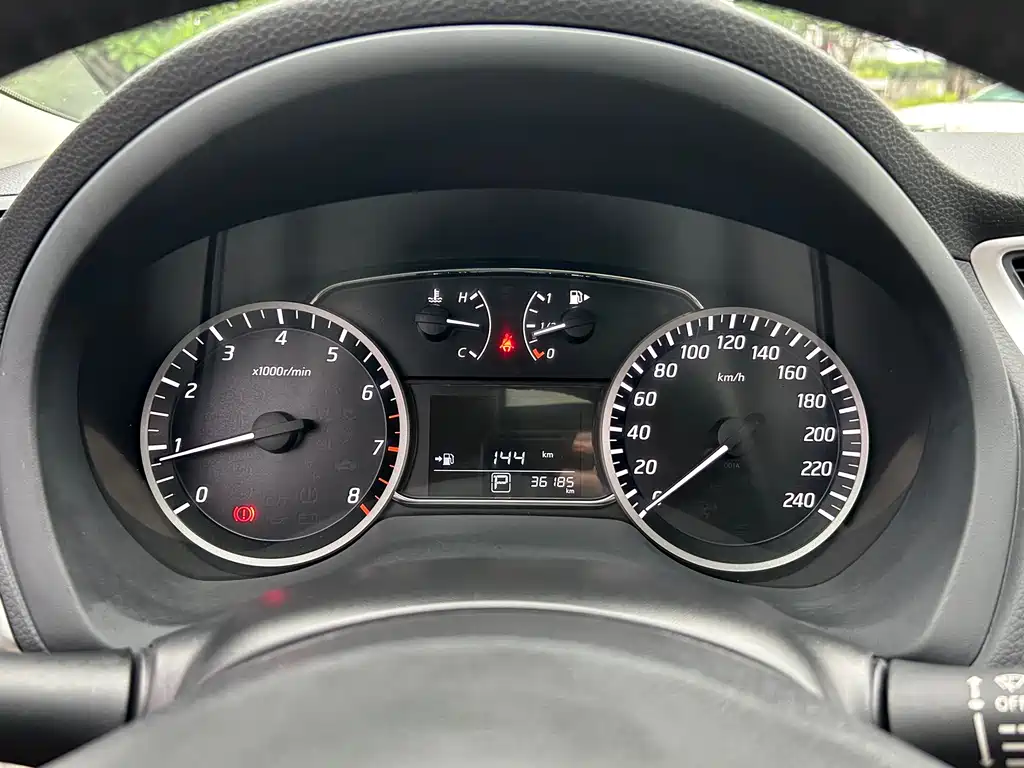 Nissan Sylphy 2019 — фото 15