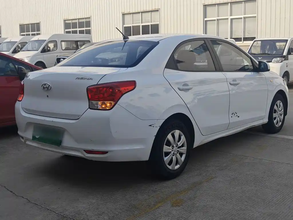 Hyundai Verna 2021 — фото 7