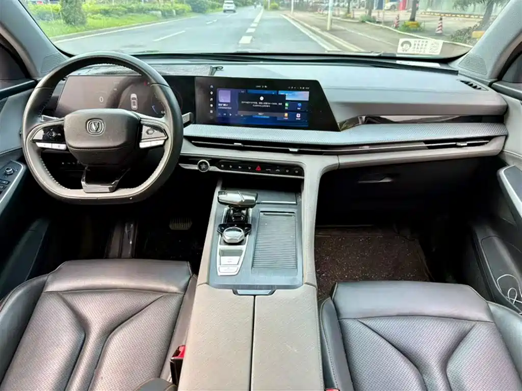 Changan CS75 PLUS 2022 — фото 13