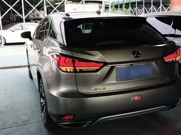 Lexus RX 2020