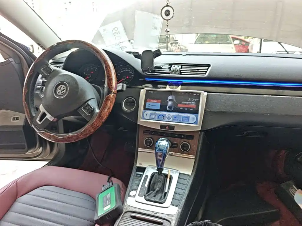 Volkswagen Magotan 2015