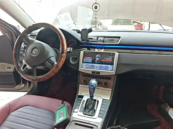 Volkswagen Magotan 2015