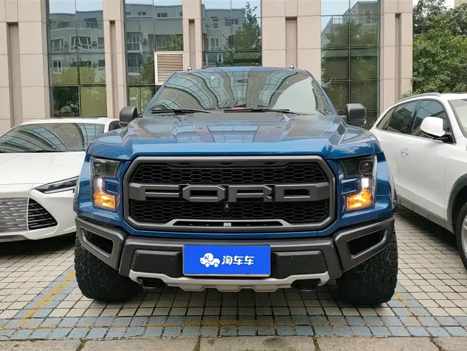 Ford F-150 Raptor 2018 — фото 2