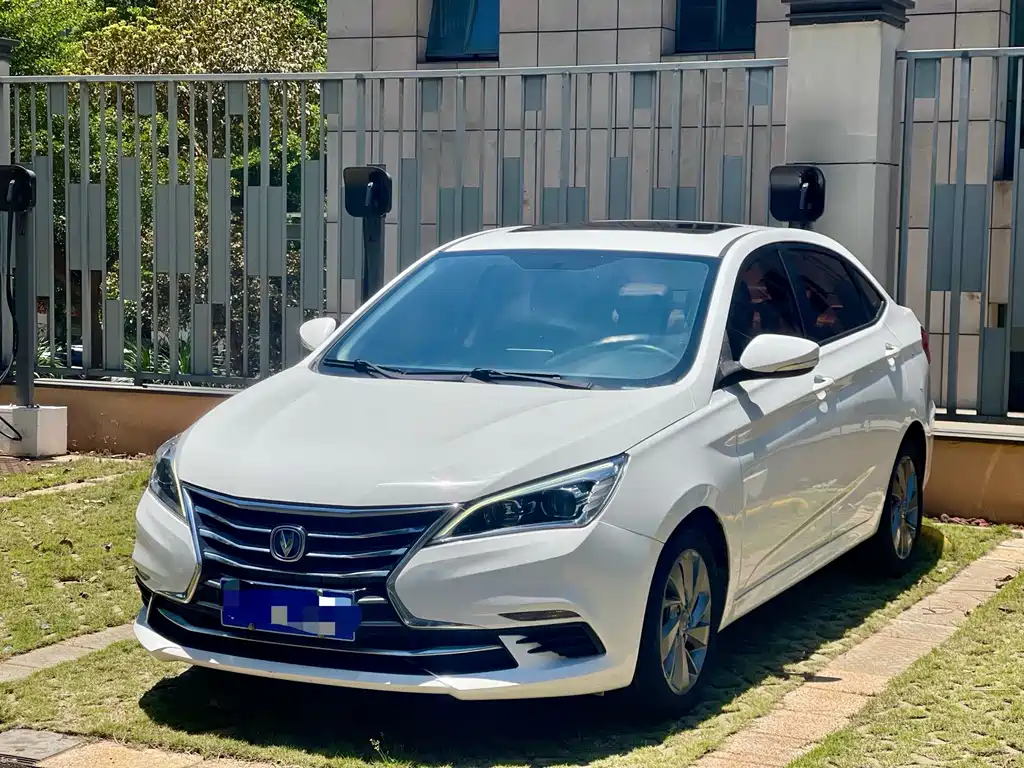 Changan Eado DT 2019 — фото 1