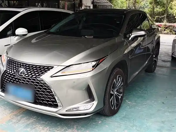 Lexus RX 2020