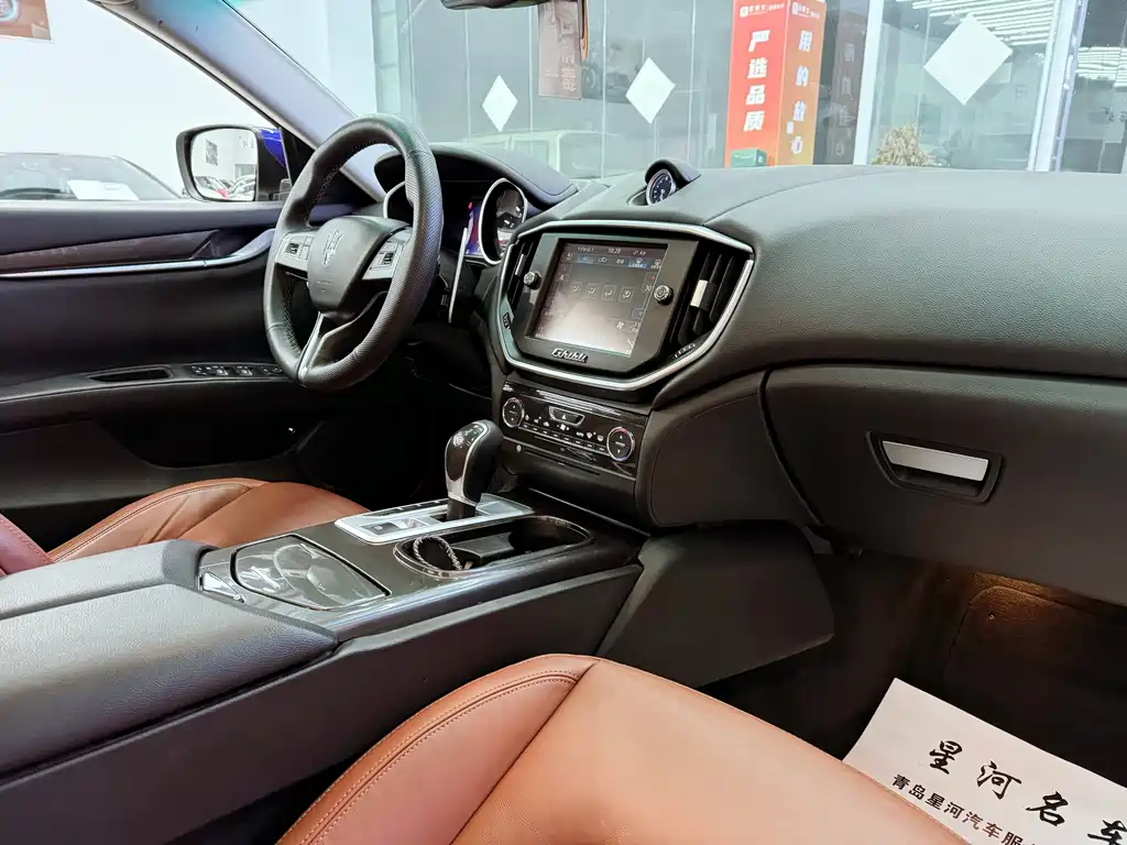 Maserati Ghibli 2016 — фото 19