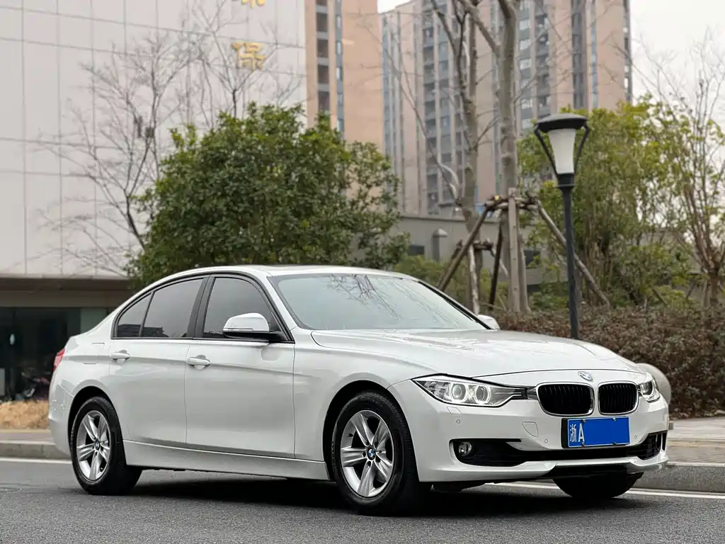 BMW 3 Series 2015