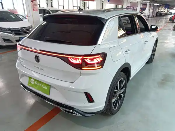 Volkswagen T-Roc 2024