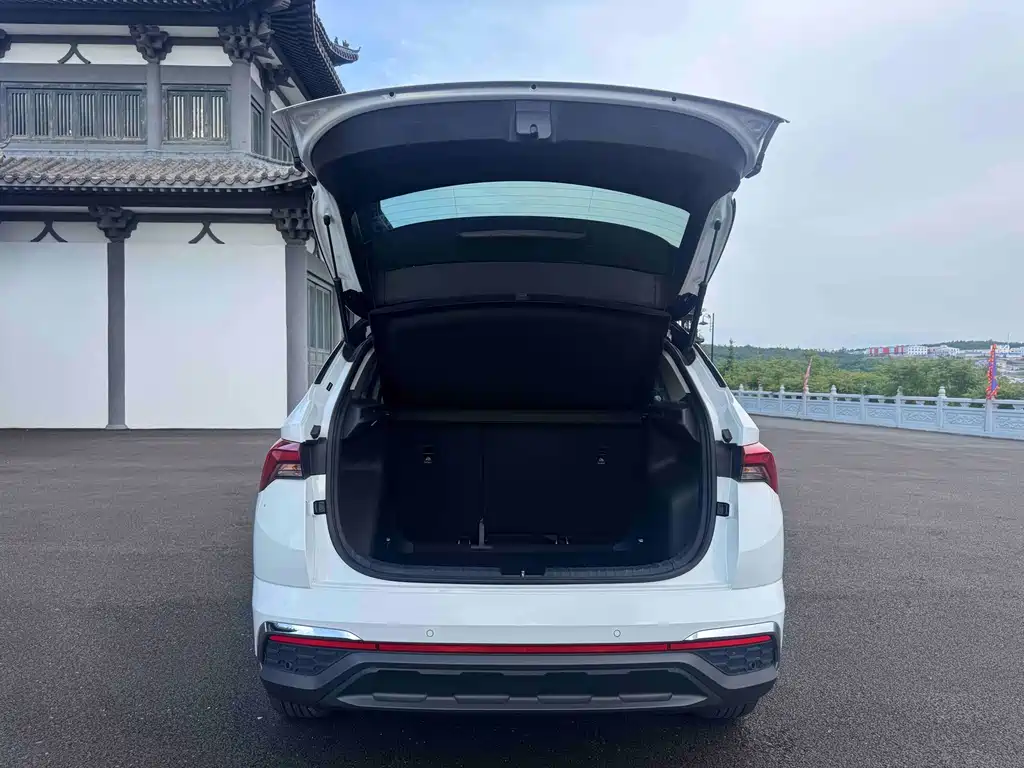 Skoda Kamiq 2023 — фото 19