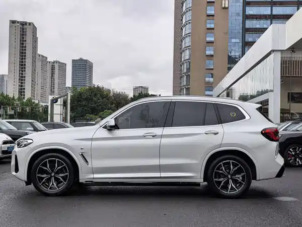 BMW X3 2023