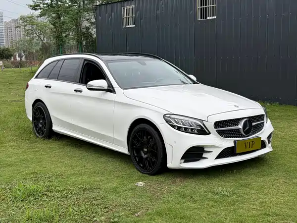 Mercedes-Benz C-Class 2020