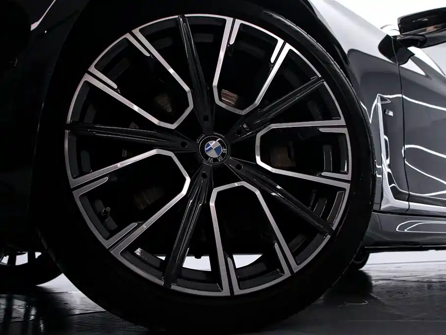 BMW 7 Series 2022 — фото 16