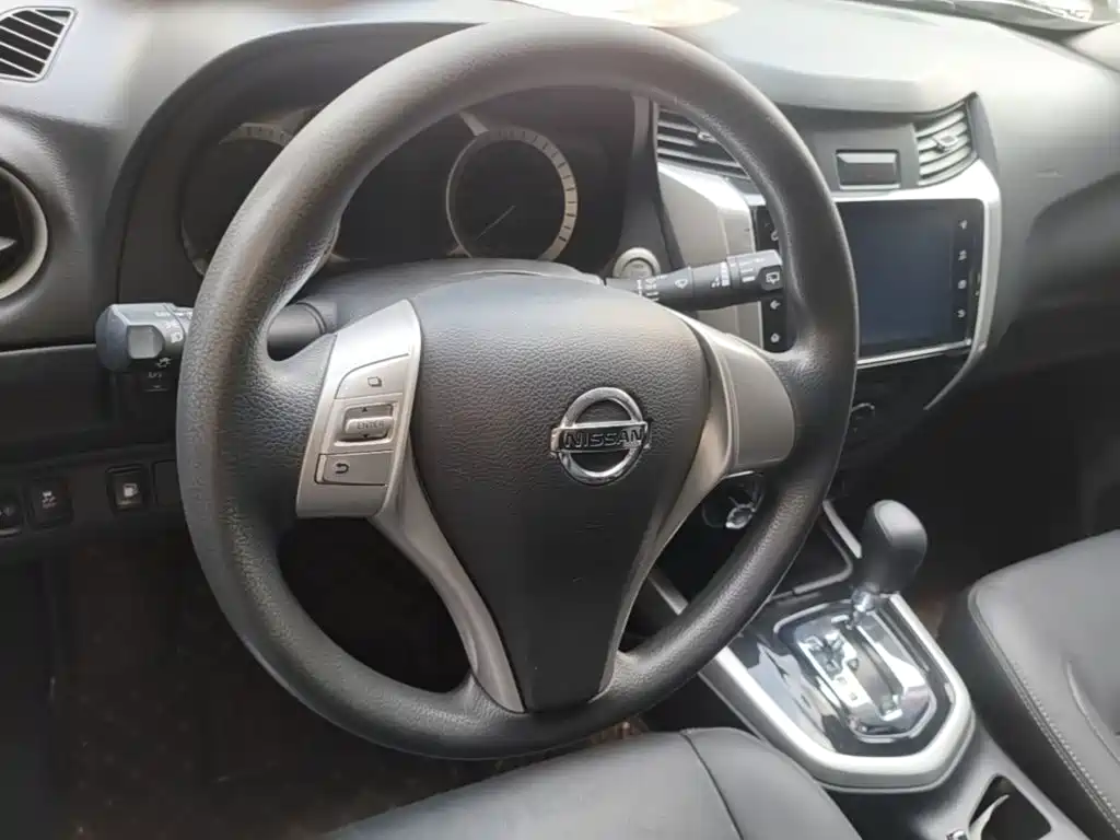 Nissan Terra 2022 — фото 11
