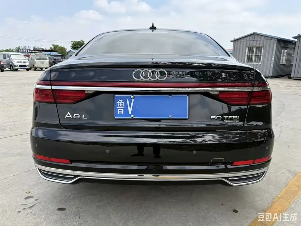 Audi A8 2021 — фото 5