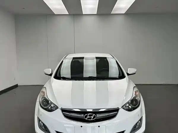 Hyundai Elantra Langdong 2015