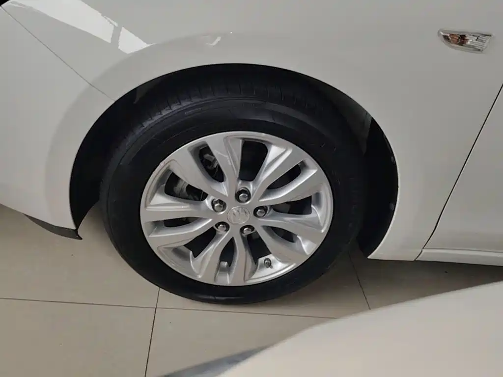 Buick Excelle GT 2021 — фото 21