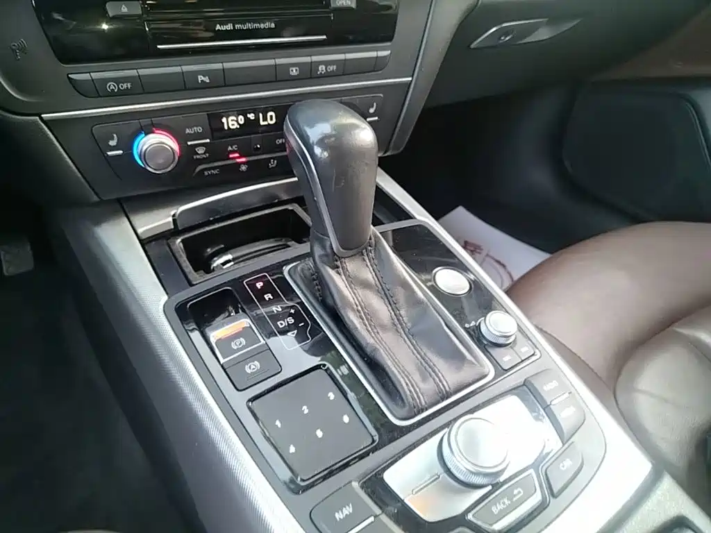 Audi A6L 2018 — фото 14