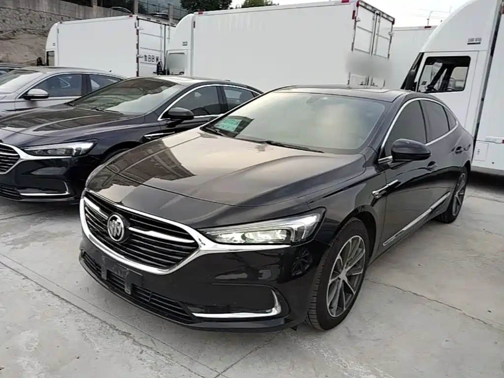 Buick LaCrosse 2020 — фото 1