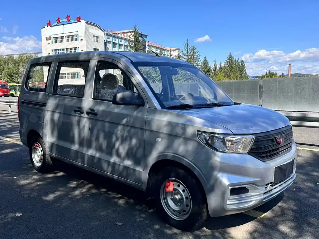 Wuling Hongguang V 2025 — фото 3