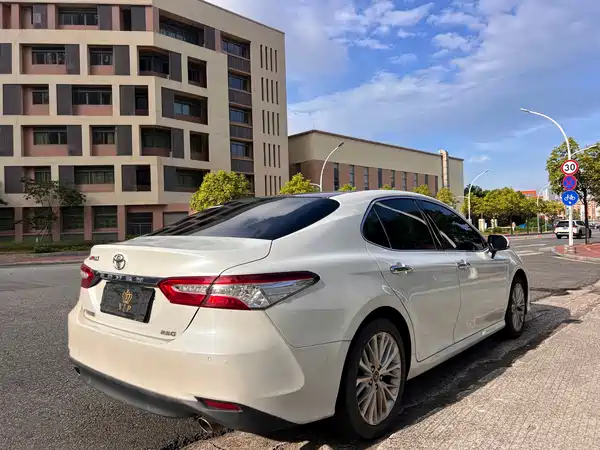 Toyota Camry 2020
