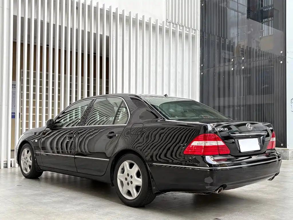 Lexus LS 2005 — фото 15