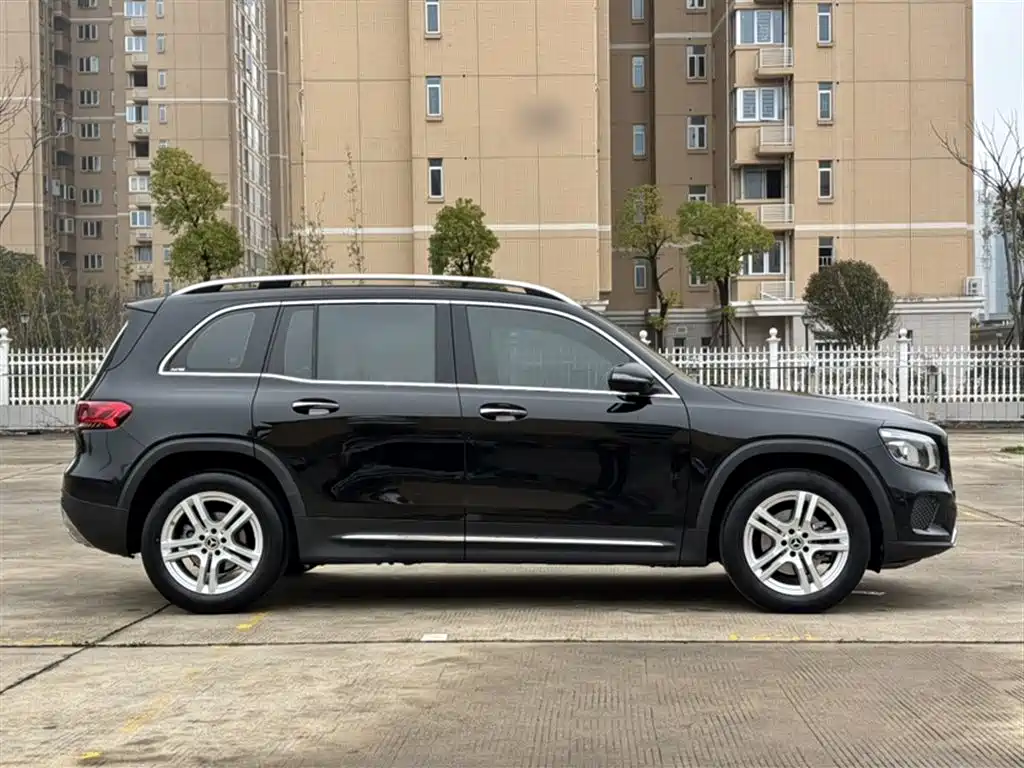Mercedes-Benz GLB 2021 — фото 22