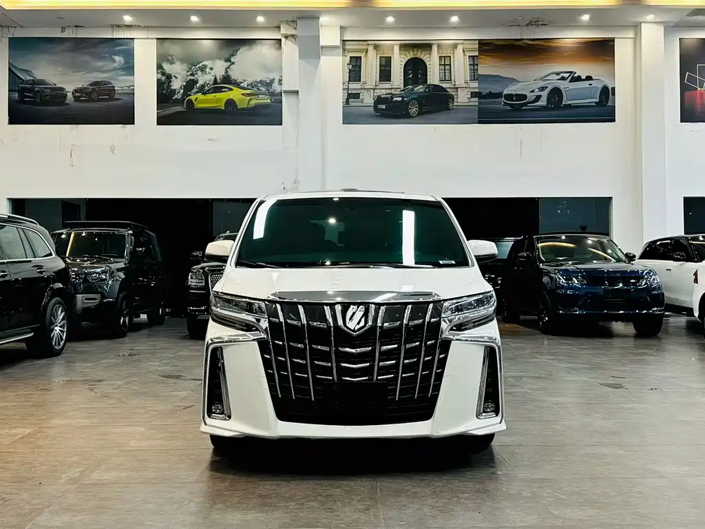 Toyota Alphard 2018 — фото 2