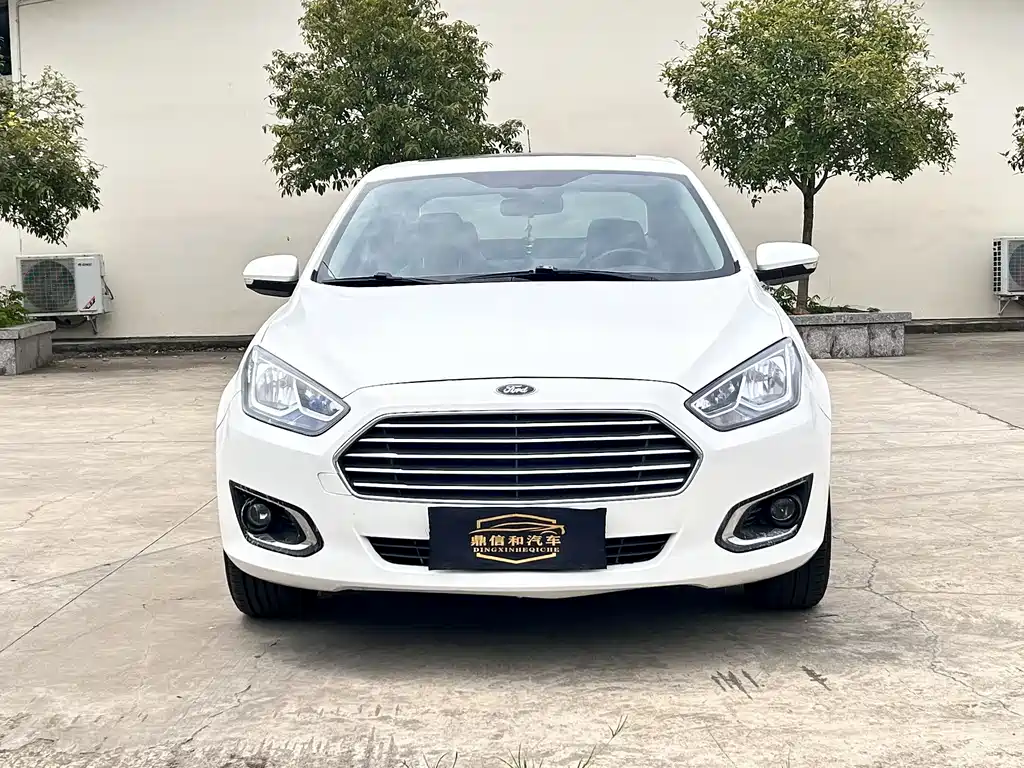 Ford Escort 2016