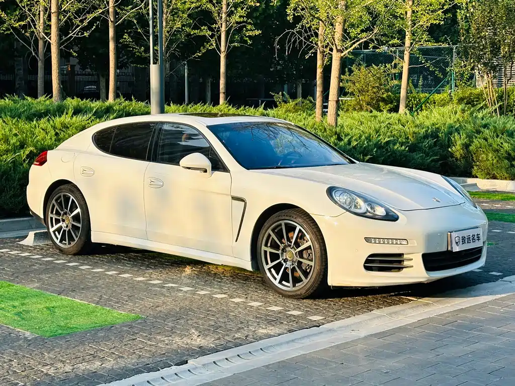 Porsche Panamera 2015 — фото 3