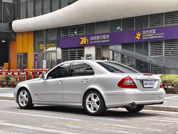 Mercedes-Benz E-Class 2008