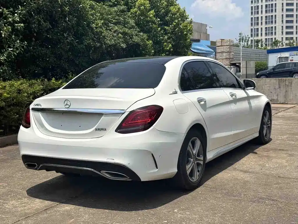 Mercedes-Benz C-Class 2019