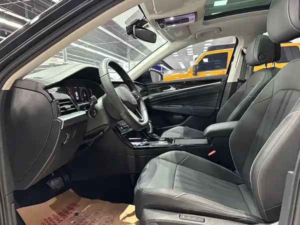 Volkswagen Passat 2024