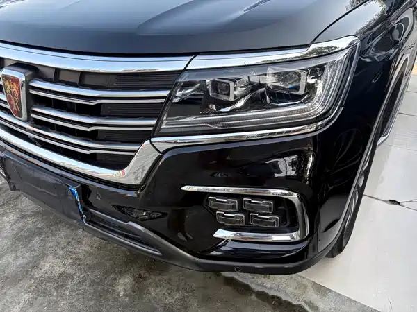 Roewe RX8 2019