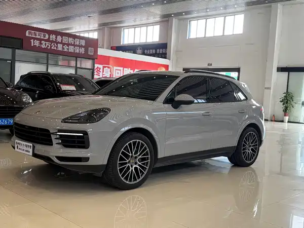 Porsche Cayenne 2023