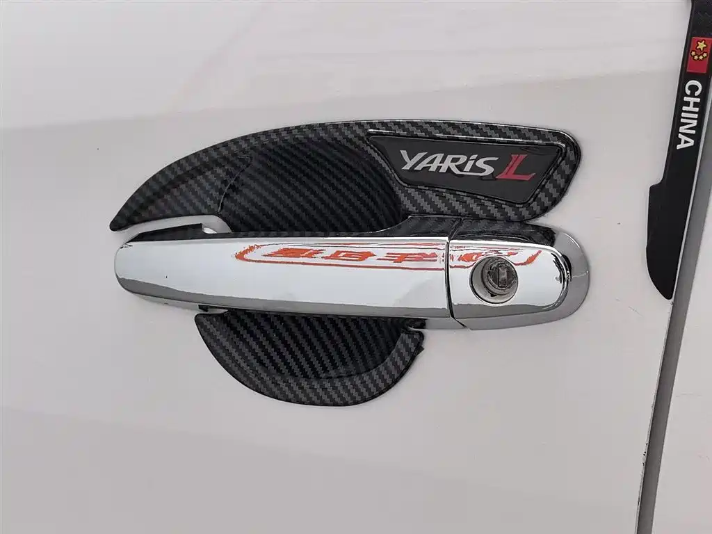 Toyota Yaris L 2018 — фото 18