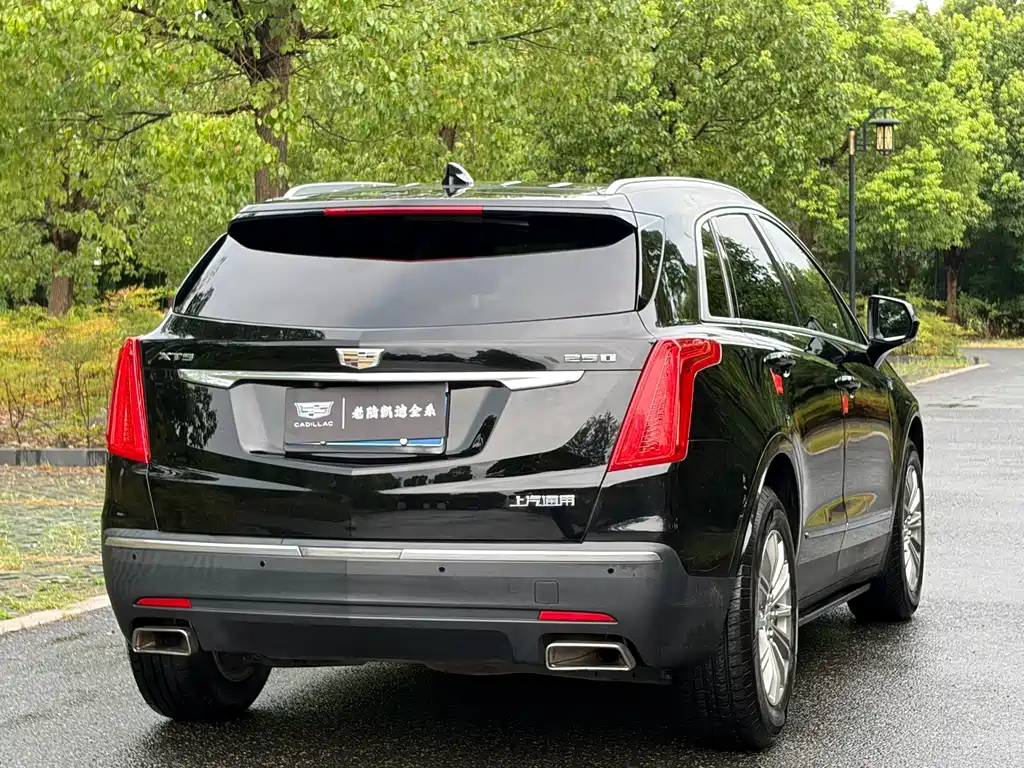 Cadillac XT5 2019 — фото 21