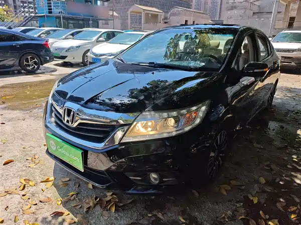 Honda Crider 2015