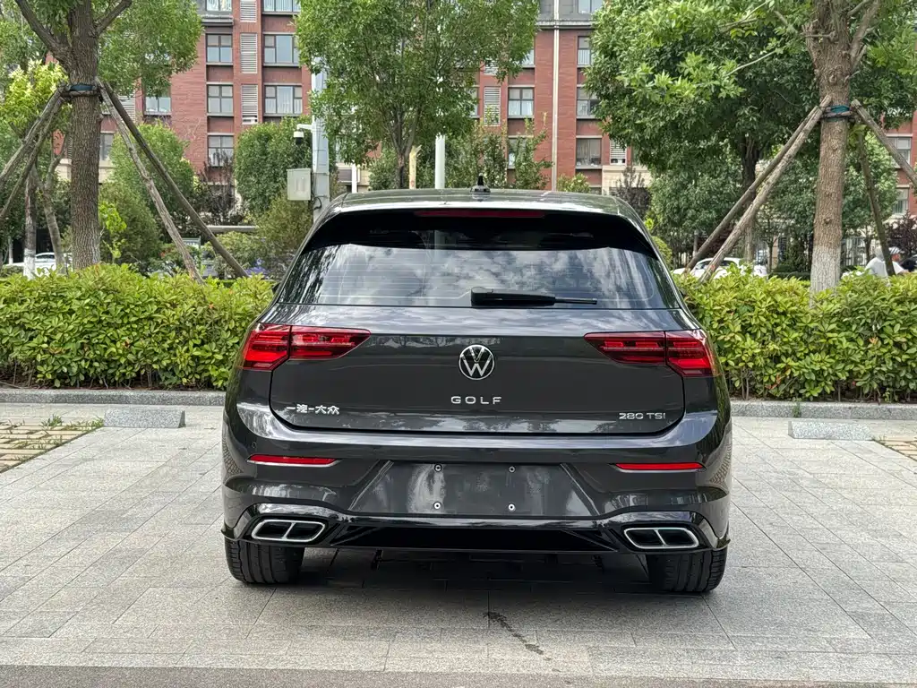 Volkswagen Golf 2022